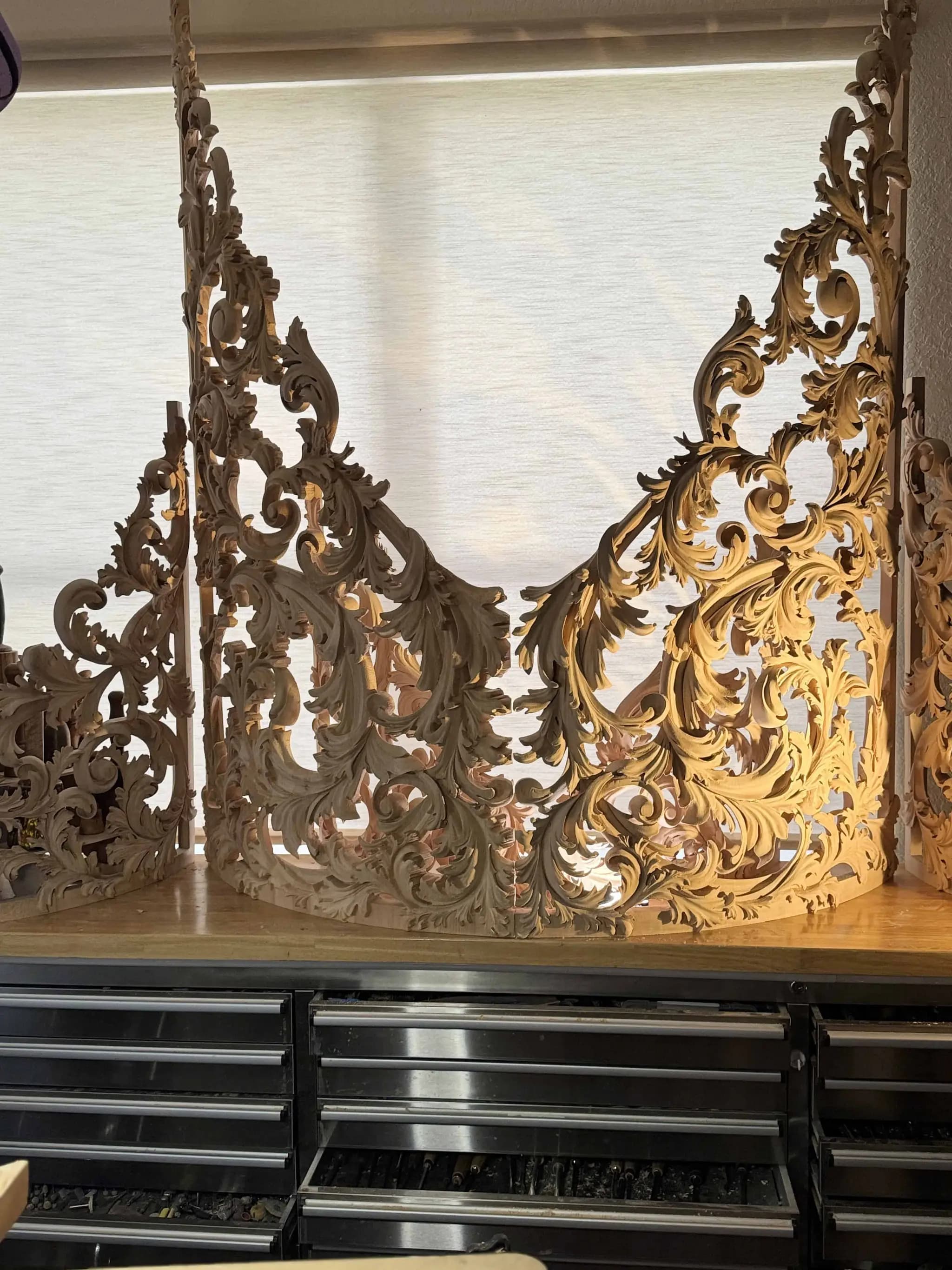 Curved limewood pipe organ shade with pierced acanthus scrollwork, custom wood carving by Alexander Grabovetskiy.